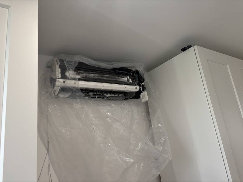 Entretien de climatisation complet DAIKIN à Marseille 13013 par Gaz Intervention